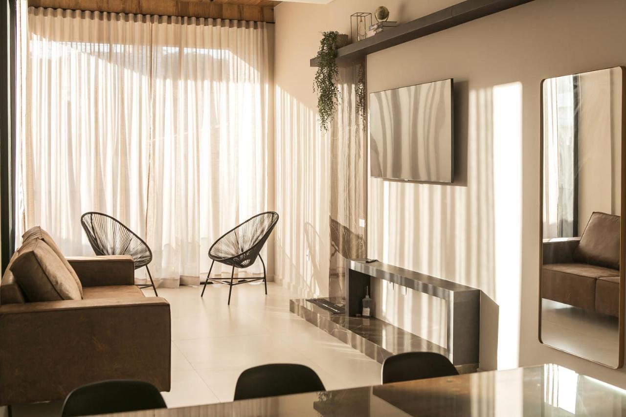 Casa Requinte, 4 Suites , Piscina II Balneário Camboriú Εξωτερικό φωτογραφία
